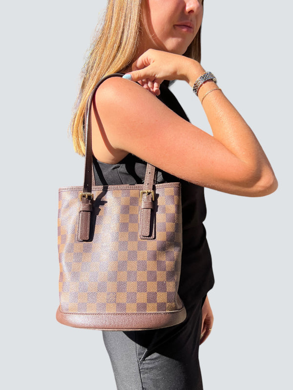 Louis Vuitton Damier Ebene Canvas Petite Bucket Handbag