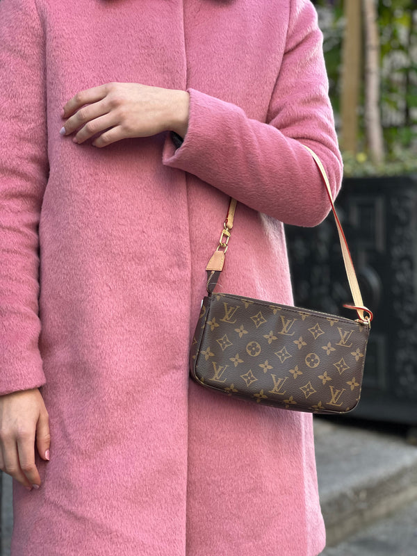 Louis Vuitton Monogram Canvas Pochette