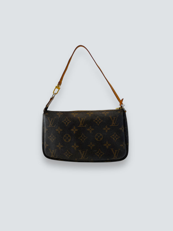 Louis Vuitton Monogram  Pochette