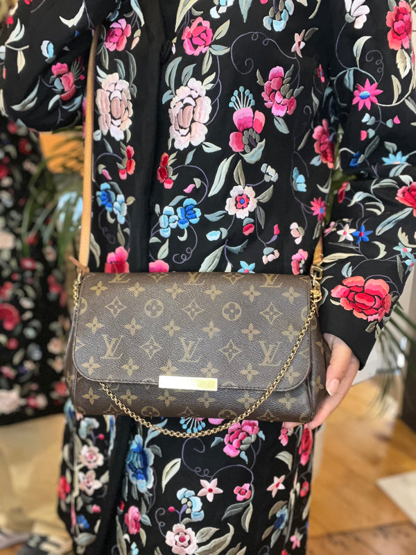 Louis Vuitton Monogram Canvas Favorite MM Shoulder Bag