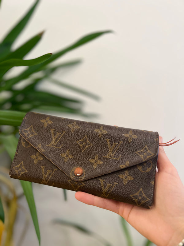 Louis Vuitton Monogram Canvas Wallet