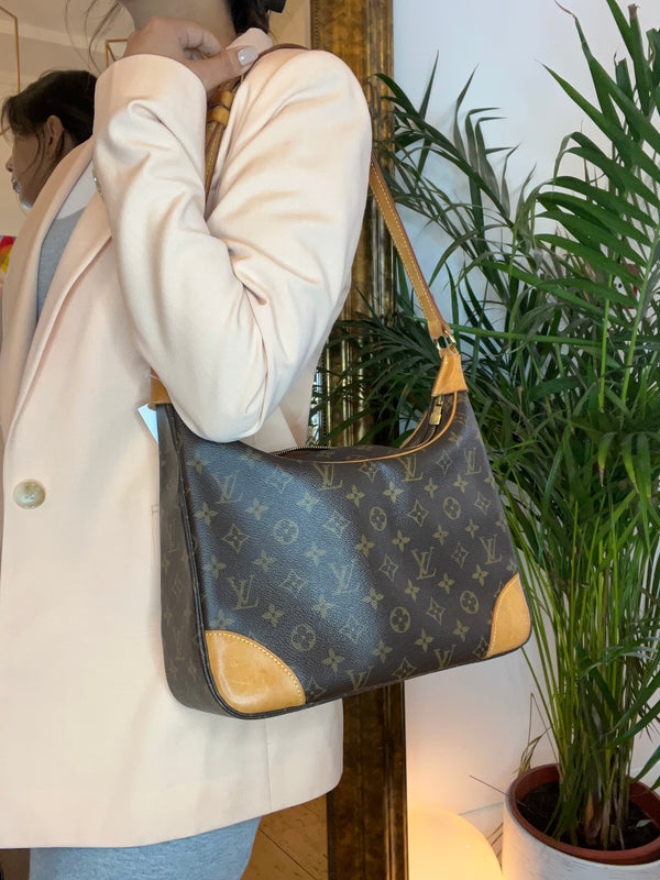 Louis Vuitton Monogram Canvas Shoulder Bag