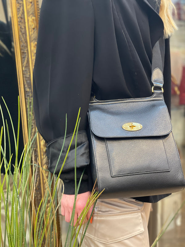 Mulberry Black Leather Antony Crossbody