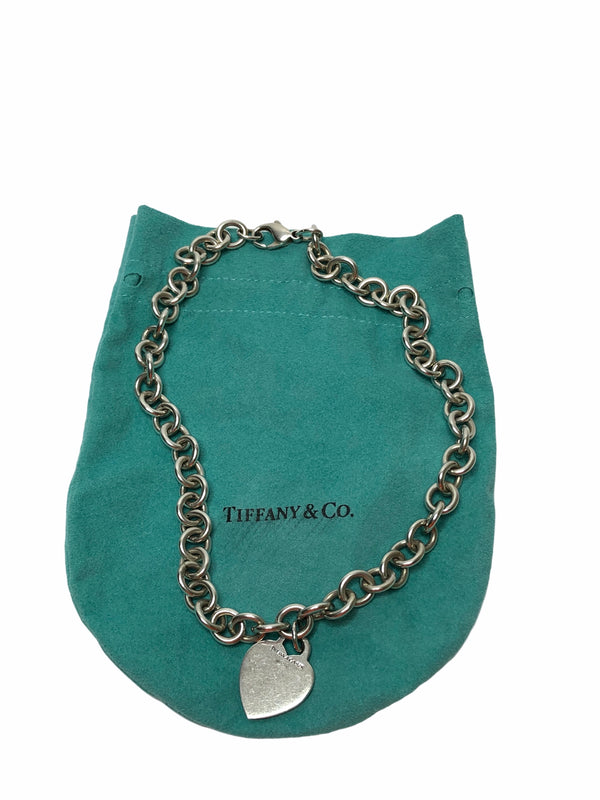 Tiffany & Co Sterling Chain Link Heart Necklace - As Seen on Instagram 08/11/2020