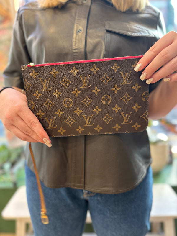 Louis Vuitton Monogram Canvas Pochette